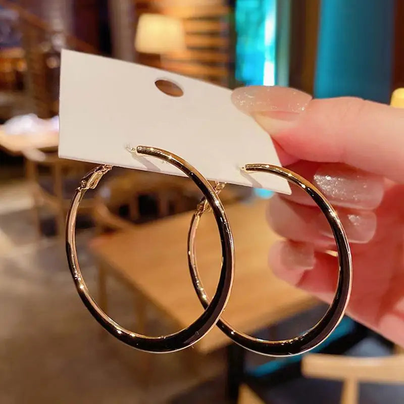 Hc1757f65bba24ffca633c4d38ebdaa72g