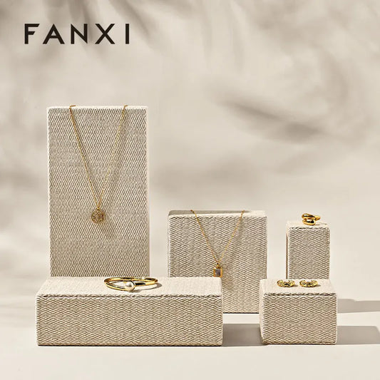 Scc144dd50c6f44e6a91c4c5e80c0c6bby