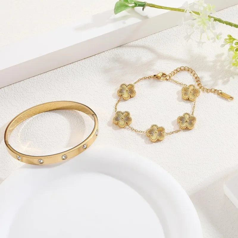 Sd5b0ff6cc0a9426fbdd848bbee80e4b8b